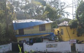 धनकुटामा हावाहुरीले २५ लाख बढीको क्षति, सदरमुकाममा ३६ घण्टादेखि विद्युत अवरुद्ध