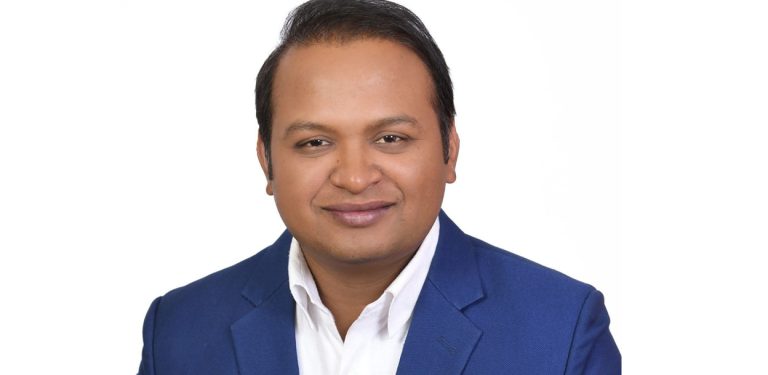 १९ पटक मन्त्री भएका शरतसिंह हराउँदै रास्वपाका दीपक विजयी