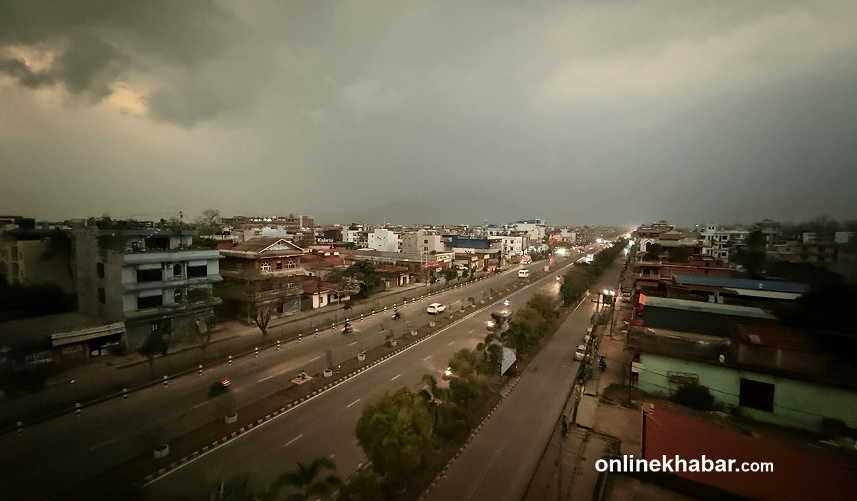 दिउँसै अँध्यारो भएको बुटवल (१५ तस्वीर)