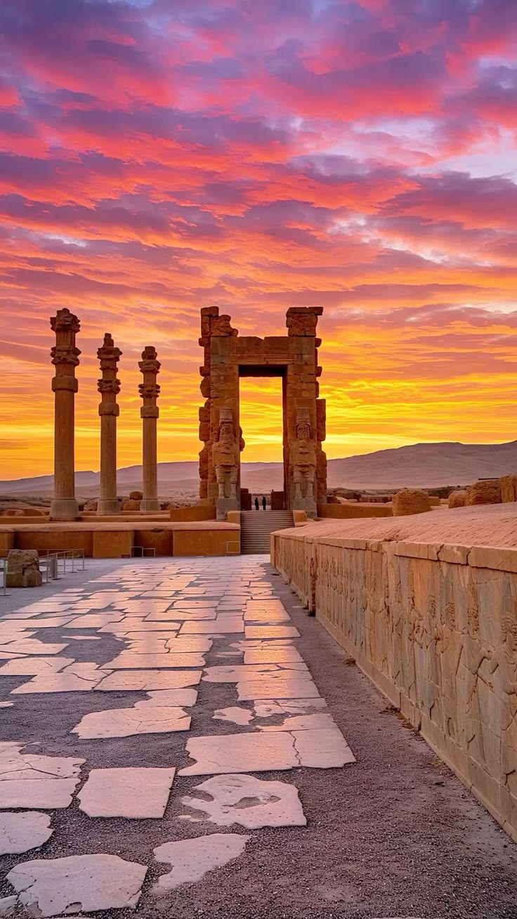 इरानबारे ८ तथ्य