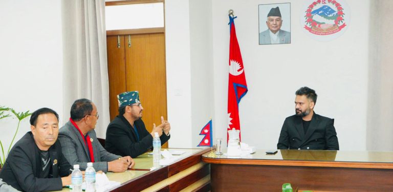 प्रधानमन्त्री बालेनसमक्ष ज्ञानेन्द्र शाहीको ९ बुँदे माग