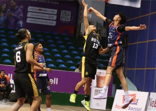 एचजेएनबीएलमा हाउण्ड्सको पहिलो जित