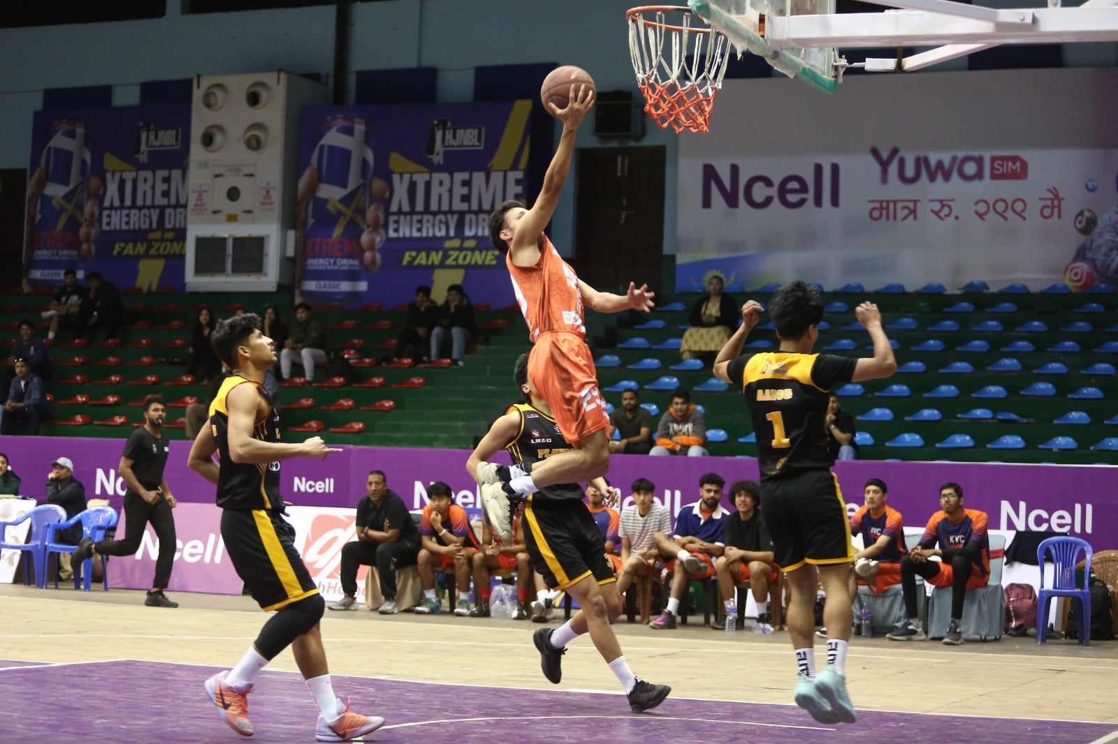 एचजेएनबीएलमा हाउण्ड्सको लगातार चौथो जित