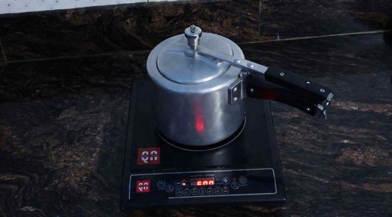 के इन्डक्सनमा पकाएको खाना स्वास्थ्यका लागि हानिकारक हुन्छ ?