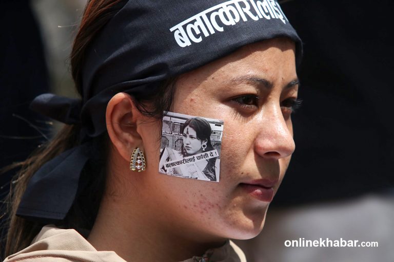 इनिशा विकलाई न्याय माग्दै आज पनि प्रदर्शन (तस्वीरहरू)