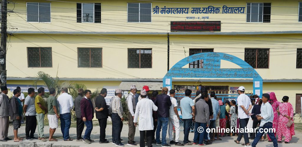 पूर्वप्रधानमन्त्री ओलीको गृहजिल्लामा ६४ प्रतिशत मतदान