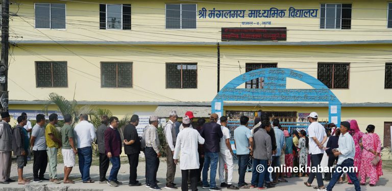 मतदाता भन्छन्- भोट हाल्ने हाल्यौं, जो जिते पनि झापाकै प्रधानमन्त्री