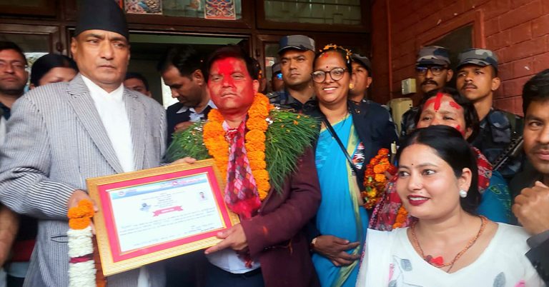 सुर्तीविरोधी अभियन्ताको संसदीय यात्रा