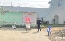 कैलाली कारागारका २६ कैदीबन्दीले गरे मतदान