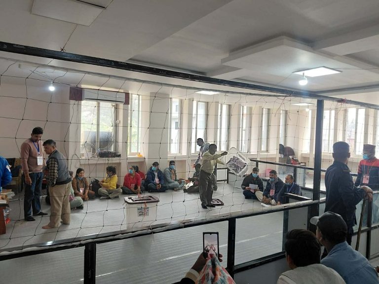 कर्णाली प्रदेशका छ जिल्लामा मतगणना जारी, कहाँ कसको अग्रता ?