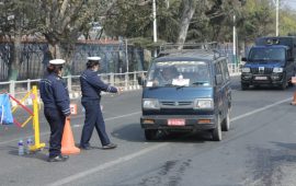 २४ घण्टामा ३ हजार बढी सवारी चालक कारबाहीमा   