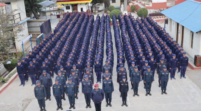 तस्वीरमा रोल्पाका निर्वाचन प्रहरीको बिदाइ