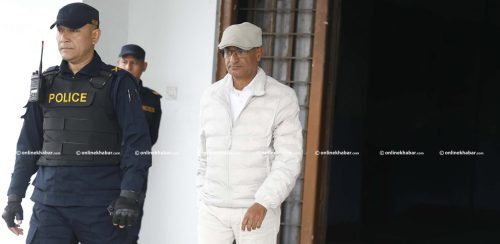 काठमाडौं जिल्ला अदालतमा रमेश लेखक (तस्वीरहरू)