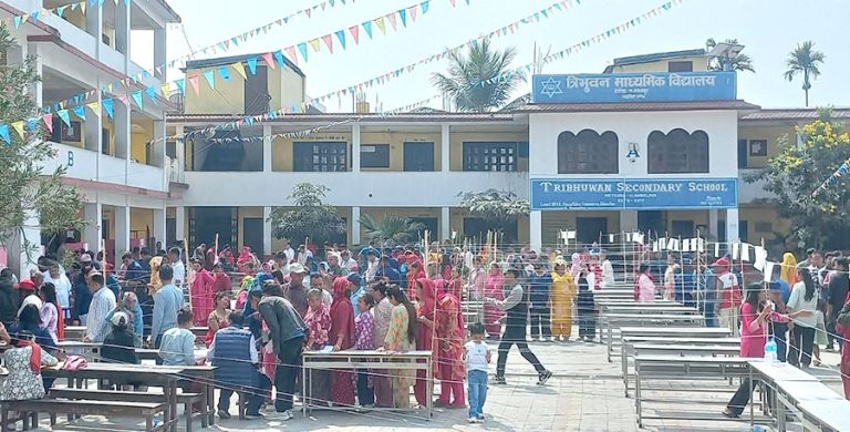 मकवानपुरमा ३० प्रतिशत मतदान