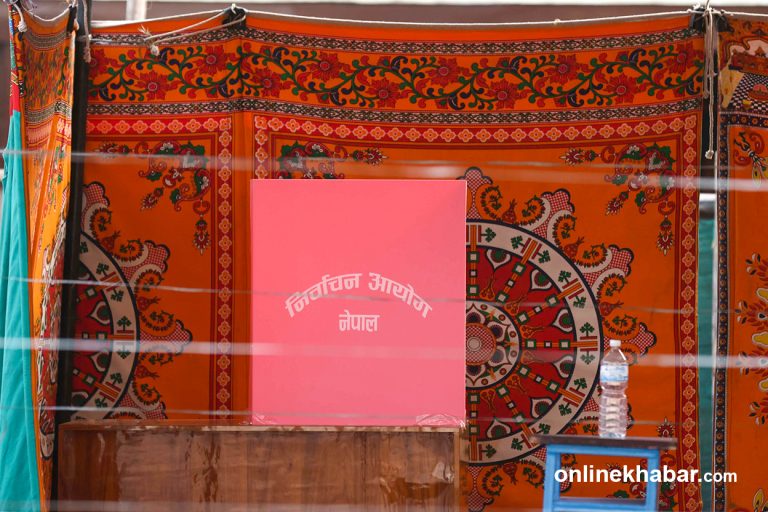 ओखलढुंगाको मानेभञ्ज्याङ-७ का स्थानीयले गरे मतदान बहिष्कार