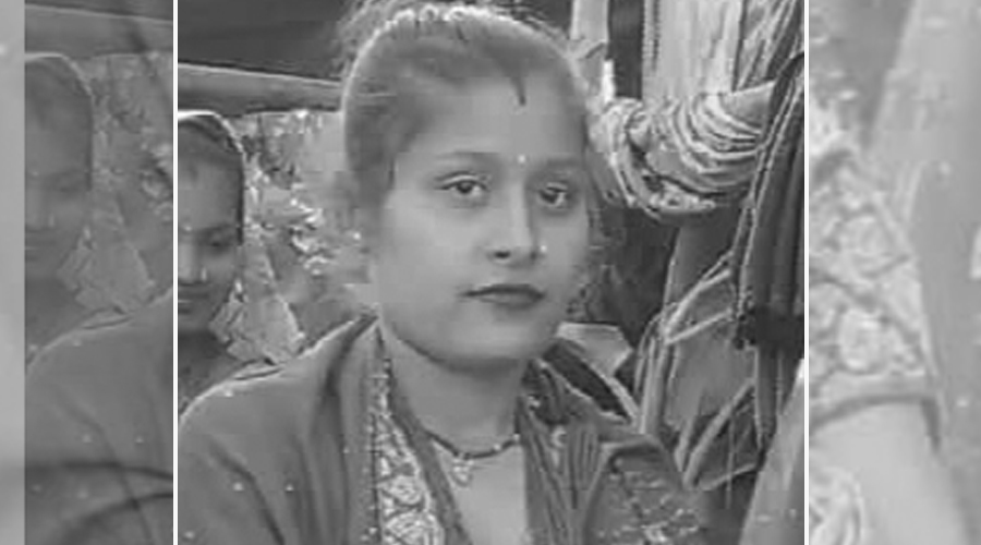 अन्तरजातीय विवाह गरेकी युवती मृत फेला, श्रीमान् पक्राउ