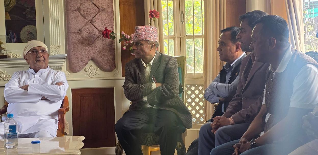 दुई महामन्त्री लिएर ओलीलाई समवेदना दिन गुण्डु पुगे विश्वप्रकाश