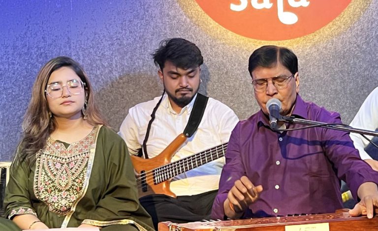 दुर्गा खरेलमार्फत ‘पलेँटी’ मा गुञ्जियो विगतको दार्जिलिङ