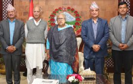 एमाले नेताहरूलाई बालुवाटार बोलाएर प्रधानमन्त्रीले दिइन् ‘धन्यवाद’