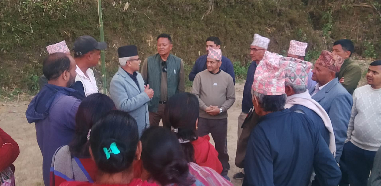 चुनाव हारेका खनाल धन्यवाद दिन गाउँगाउँमा