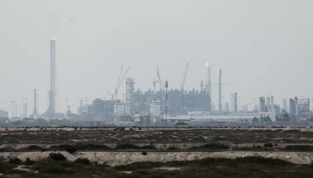 कतारमा इरानी आक्रमणले प्रविधि जगतमाथि संकट, हिलियमले यसरी हल्लाउँदैछ संसार