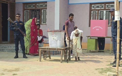 रौतहटमा १ बजेसम्म ४० प्रतिशत मतदान