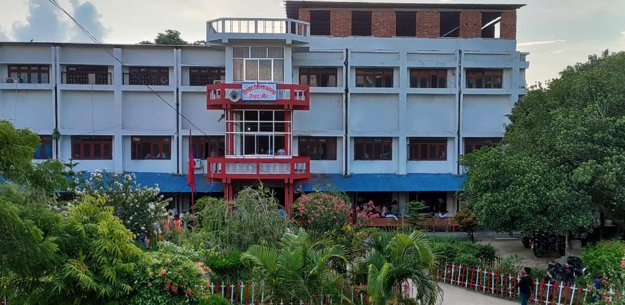 ५० हजार घुससहित रौतहट अदालतका डिट्ठा पक्राउ