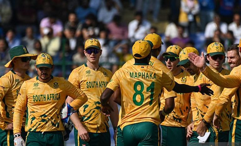 जिम्बाबेलाई हराउँदै दक्षिण अफ्रिका अपराजित