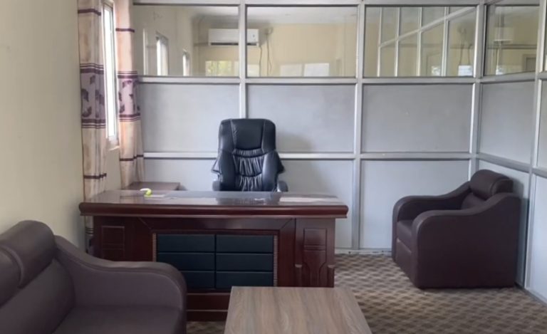 सिट संख्याका आधारमा संसदीय दलको कार्यालय व्यवस्थापन