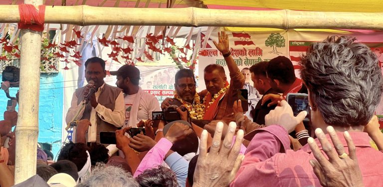 सर्लाही-१ : बहुजन एकता पार्टीका उम्मेदवार कांग्रेसमा प्रवेश