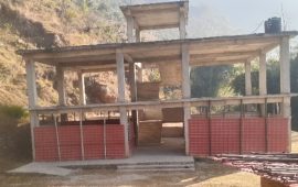 बजेट अभावमा विद्यालय भवन निर्माण अधुरो