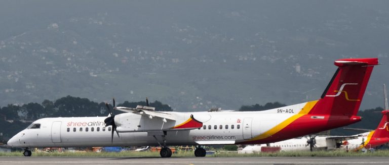 सुर्खेतमा अवतरण गर्दा श्री एयरलाइन्स जहाजको टायर पड्कियो