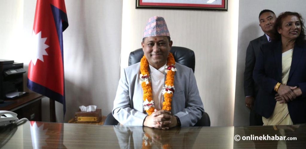 सुशासनलाई अघि बढाउनेगरी काम गर्छौं : परराष्ट्रमन्त्री खनाल