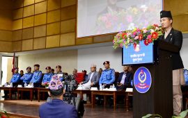 आईजीपीलाई प्रधानमन्त्रीले फुली लगाउने व्यवस्था मिलाउन पहल गर्छु : गृहमन्त्री