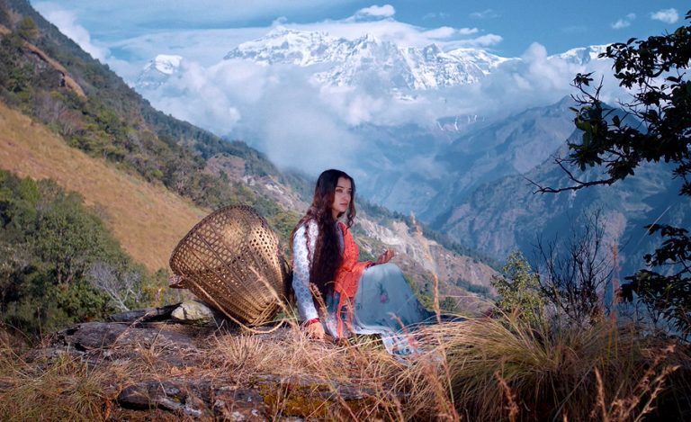 उडी जाऊँ भने म पंक्षी होइन : ४ दशकपछि अरुणा लामाको गीतलाई नयाँ जीवन