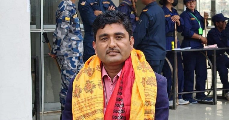 सुर्खेत-२ मा रास्वपाका सापकोटा फराकिलो मतान्तरले विजयी