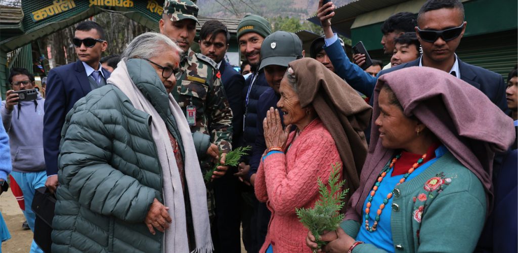 निर्वाचन सफल भएकामा धन्यवाद दिँदै मुगु हुँदै जुम्ला पुगिन् प्रधानमन्त्री