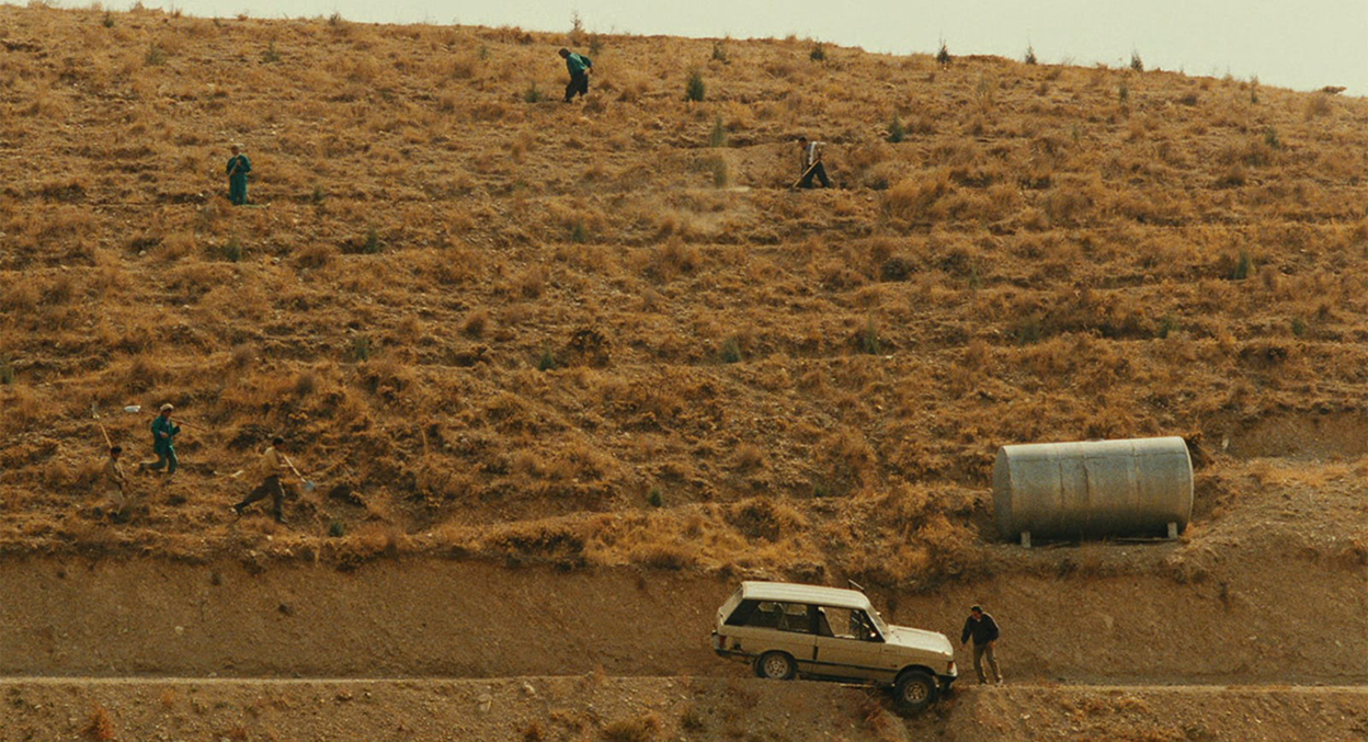 टेस्ट अफ चेरी : आत्महत्या गर्न हिँडेको एक यात्रुको अनौठो कथा