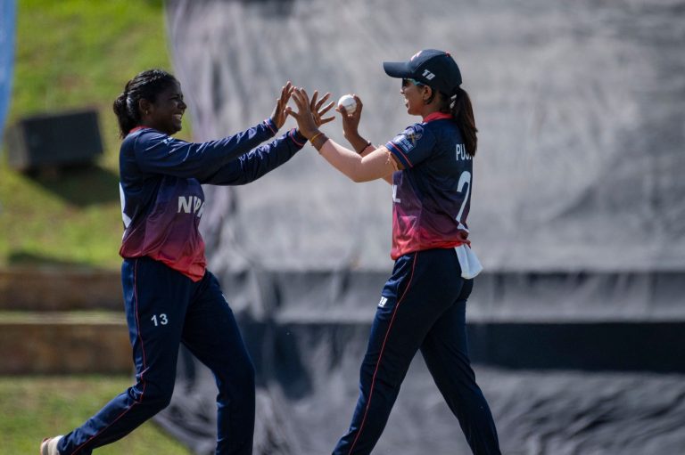 भानुआतुले नेपाललाई दियो ९८ रनको लक्ष्य