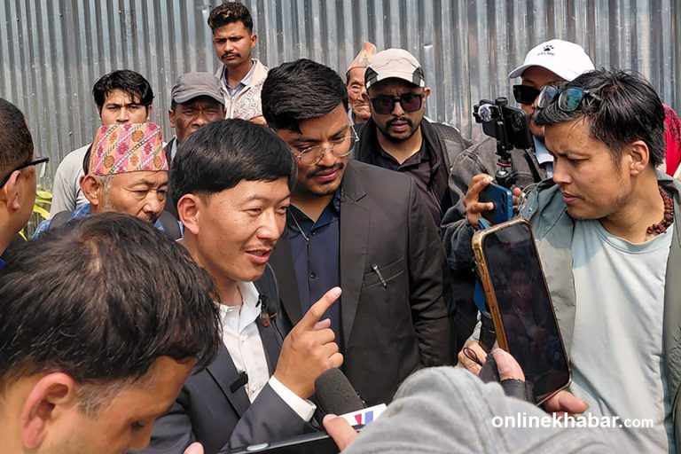 थापाथली पुगे श्रम संस्कृतिका सांसद आरेन राई, भने- सुकुमवासीको पक्षमा हामी हुनेछौं 