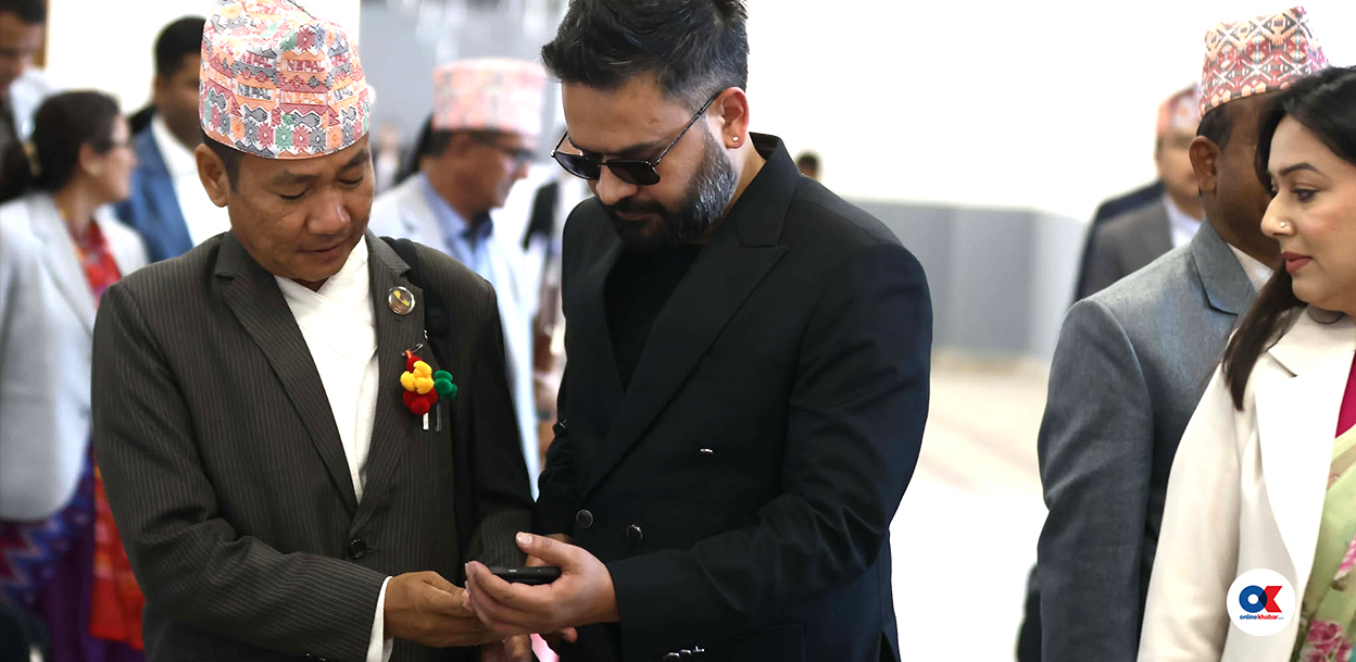 प्रतिनिधिसभाको पहिलो बैठक : तस्वीरमा हेर्नुहोस् नेताका हाउभाउ