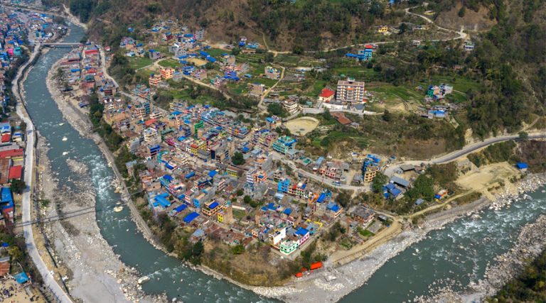 सडक सीमा निर्धारण नहुँदा बेनीमा कालोपत्रे गर्न ढिलाइ