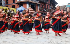 भक्तपुरमा बिस्का जात्रा (तस्वीरहरू)