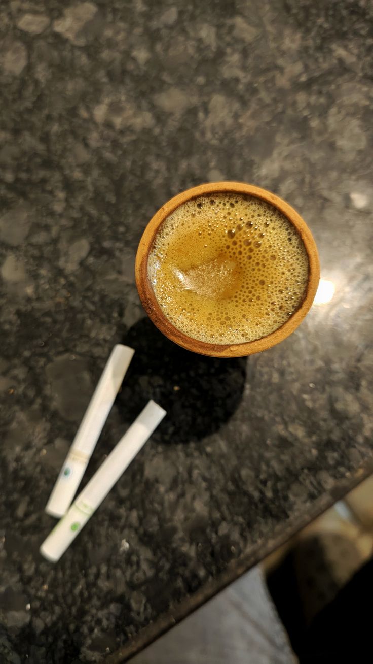 चियासँग चुरोट पिउने बानी घातक