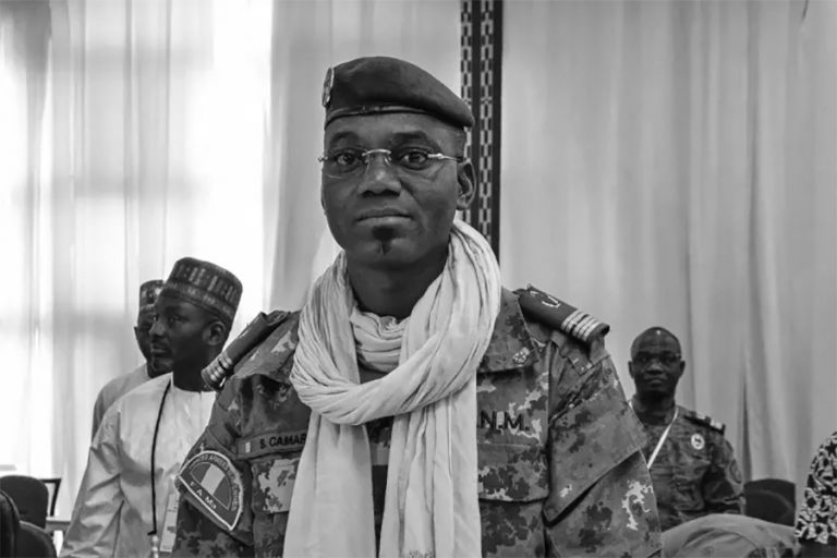 मालीका रक्षामन्त्री आत्मघाती आक्रमणमा मारिए