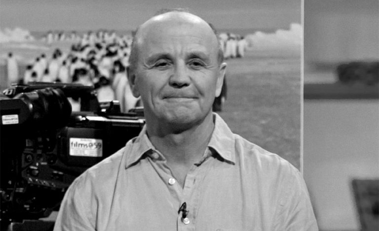 वन्यजन्तु चलचित्रका महान डग एलनको नेपालमा पदयात्राको क्रममा निधन