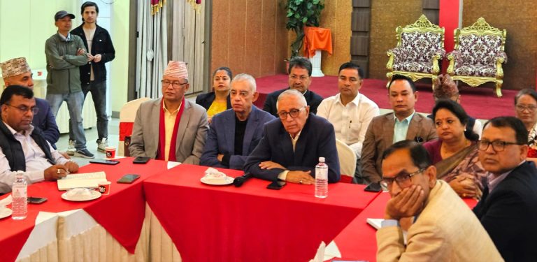 शेखरले बोलाएको छलफलको समीक्षा- विशेष महाधिवेशनका कारण पार्टी एकता कमजोर