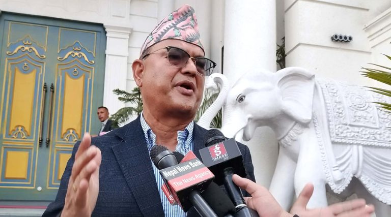 सर्वोच्चको फैसला नआएसम्म गगनलाई सभापति मान्दैनौं : रणबहादुर रावल