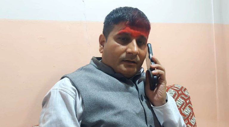 वीरगञ्जबाट निस्कने ट्रकबाट ‘ढाट’ रकम नउठाउन सांसद पन्तको निर्देशन