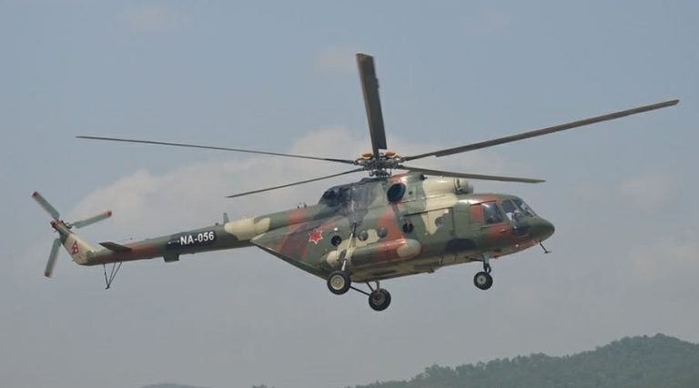 माथिल्लो डोल्पामा बिरामी परेका तथ्यांक संकलक कर्मचारीको हेलिकप्टरबाट उद्धार